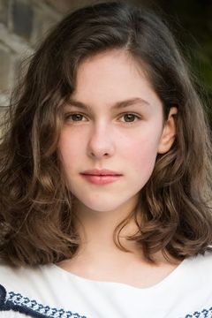 Eloise Webb interpreta Susan Sidgwick