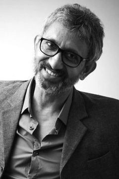 Neeraj Kabi interpreta Mahatma Gandhi