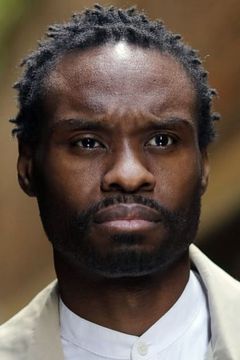 Abraham Touré interpreta Gang member