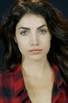Giorgia Fiori interpreta Restaurant customer (uncredited)