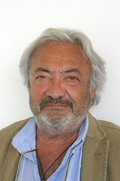 Gigio Morra interpreta Agenore Mazzocca