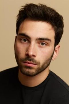 Maxime Nourrichard interpreta Doublure Waël