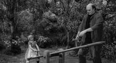Anne Beesley interpreta Little Girl