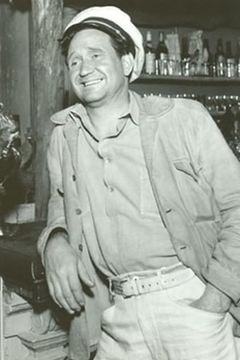Clancy Cooper interpreta Sauer