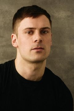 Blake Mawson interpreta Dead Boy on Tree
