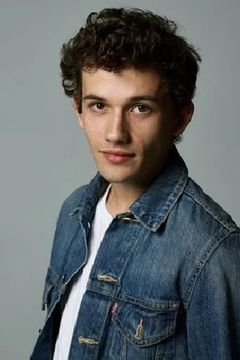 Eli Brown interpreta Dylan Walker