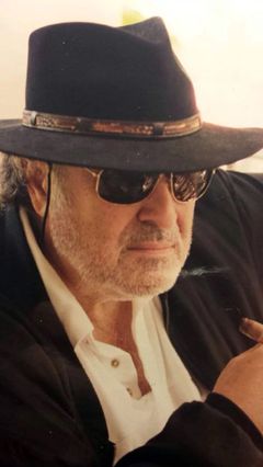 Richard C. Sarafian interpreta God Beaver (voice)