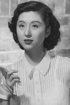 Keiko Tsushima interpreta Setsuko Yamauchi