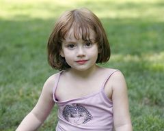 Sadie Goldstein interpreta Lucy Pierce