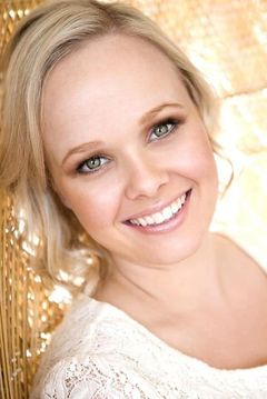 Katie Robertson interpreta Constable Fleur Conner
