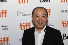 Liu Jie interpreta Mrs. Leung