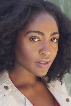 Shakirah DeMesier interpreta Harmony