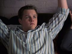 Daniel Farcher interpreta Tough Teenager