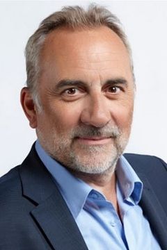 Antoine Duléry interpreta Commissaire Larosière