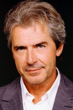 Tullio Solenghi interpreta Davide Castelli