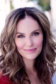 Amy Brenneman interpreta Violet Turner