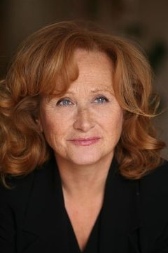 Katia Tchenko interpreta Leonid's Secretary