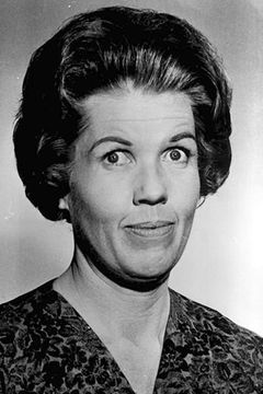 Kathleen Freeman interpreta Woman at Vegetarian Restaurant (uncredited)