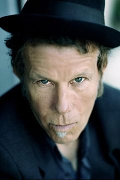 Tom Waits interpreta Irving Stark