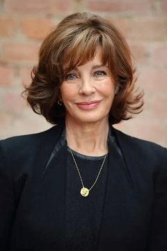 Anne Archer interpreta Cathy Ryan
