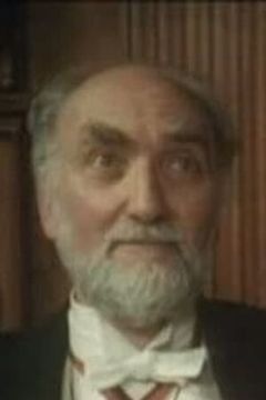 Michael Poole interpreta Old Russian Grandafther