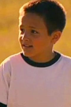Emmett Robin interpreta Boy