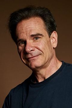 Peter Scolari interpreta Mickey Lamm