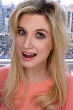 Grace Randolph interpreta Herself