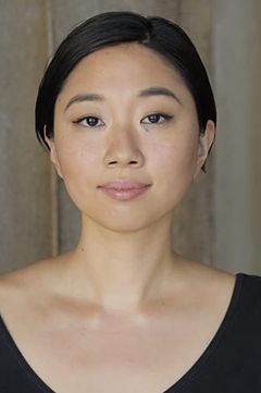 Tracy S. Lee interpreta Radio Intern