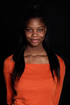 Marissa Britney interpreta Britney