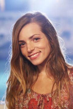 Aurora Ruffino interpreta Cris