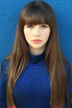 Malina Weissman interpreta Young April O'Neil