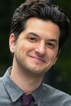 Ben Schwartz interpreta Beaman's Assistant