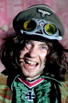 Richard Connaught interpreta Billyboy