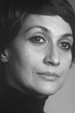 Sofiko Chiaureli interpreta Poet as a Youth / Poet's Love / Poet's Muse / Mime / Angel of Resurrection
