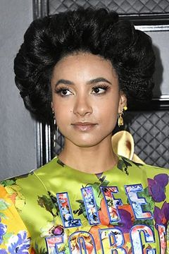 Esperanza Spalding interpreta Coalition Activist #1