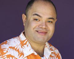 Erick Chavarria interpreta Cecelio
