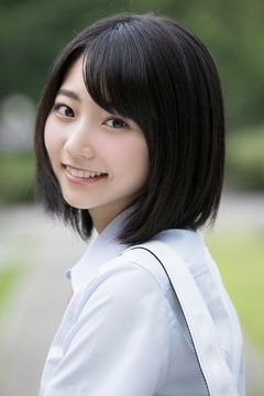 Rena Takeda interpreta Repre (voice)