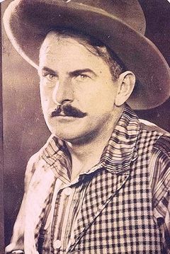 Duke R. Lee interpreta Lordsburg Sheriff (uncredited)
