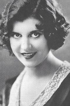 Dorothy Gulliver interpreta New York Theatergoer
