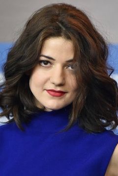 Esther Garrel interpreta Marzia
