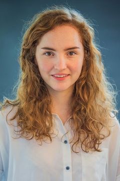 Freya Milner interpreta Jackie Meyer
