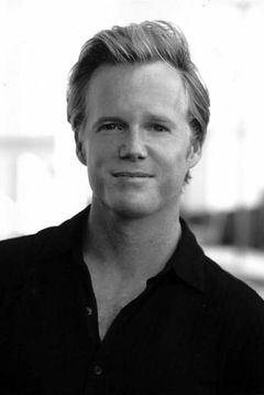 Scott William Winters interpreta Canaan