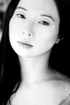 Tsuyu Shimizu interpreta Yuli