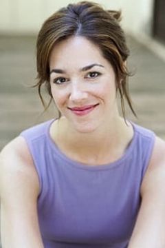 Claire Lautier interpreta Sample Sale Competitor