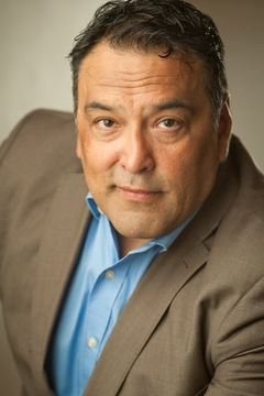 Dan Bradford interpreta Muslim Driver