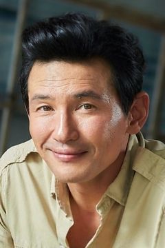 Hwang Jung-min interpreta Joo Young-jak