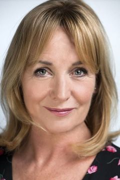 Caroline Langrishe interpreta Sally Legge