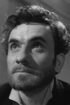 Boris Goldayev interpreta Kolka Shmidt's Fellow Villager (uncredited)