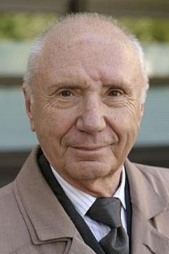Horst Sachtleben interpreta Gottlieb Rossbauer